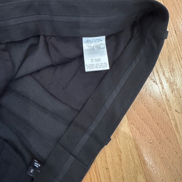 THEORY - Stretch Wool Suit - Men's - Picture 13 of 15